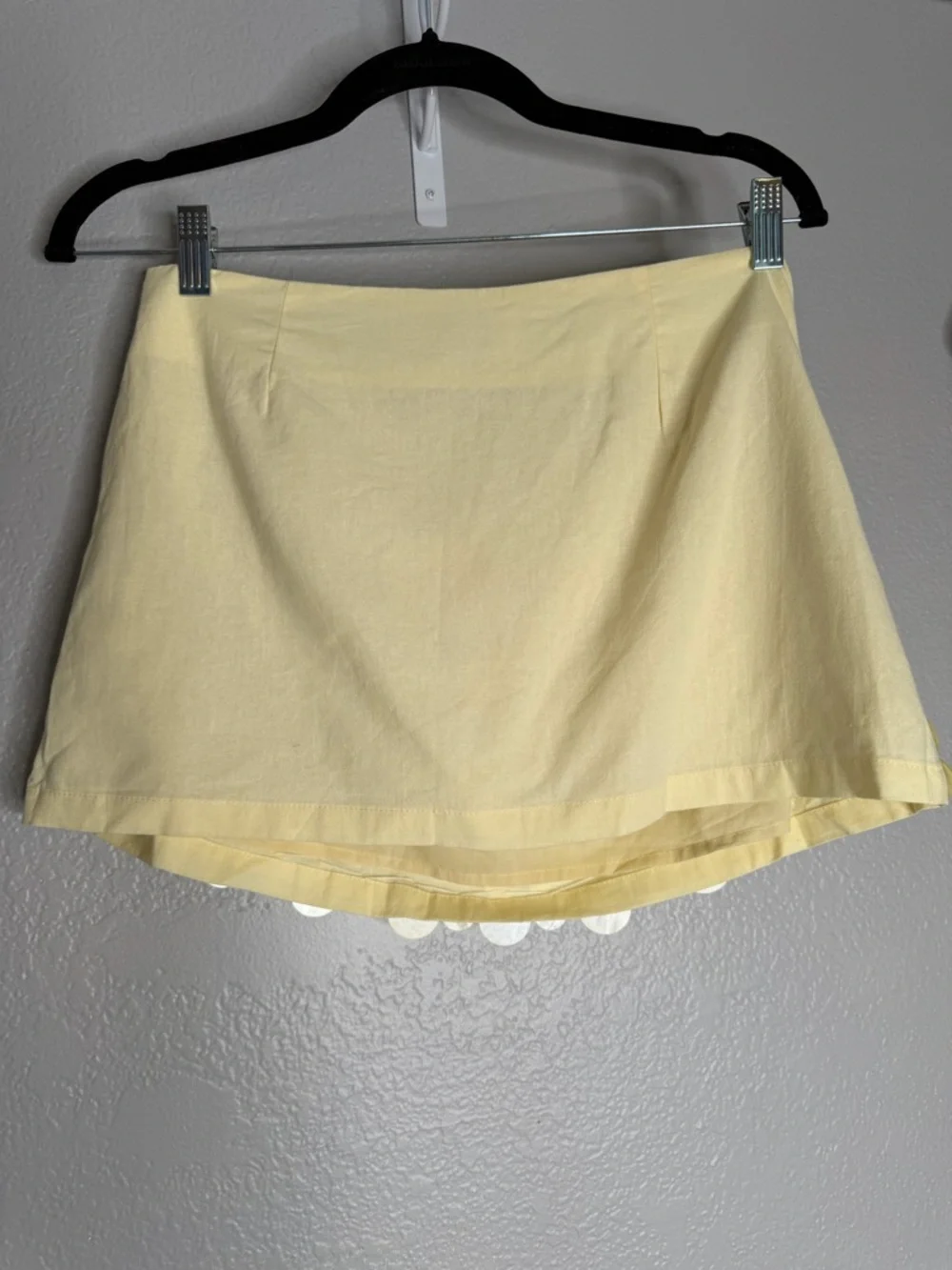 Peppermayo Pale Yellow Sequin Circle Mini Skirt - Picture 3 of 6